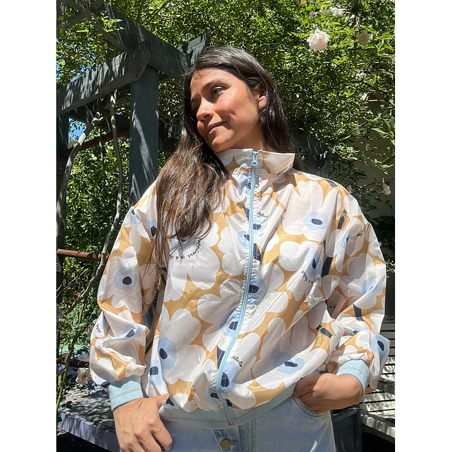 Campera Rompeviento Margarita