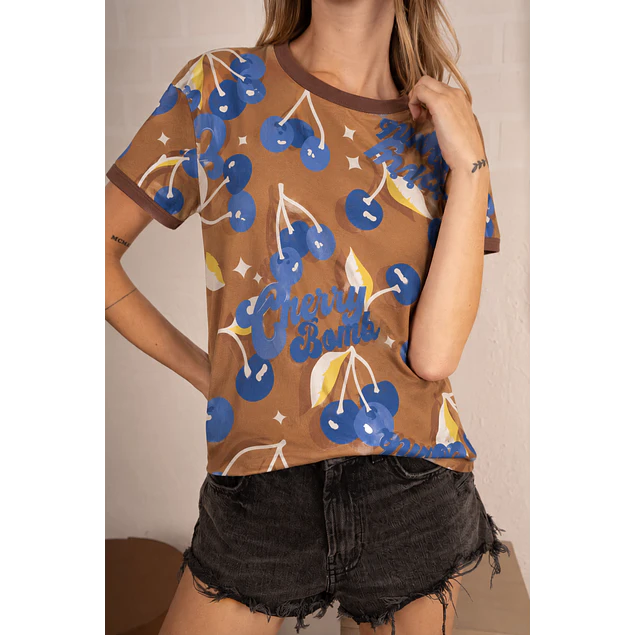 Remera Nadia Cherry
