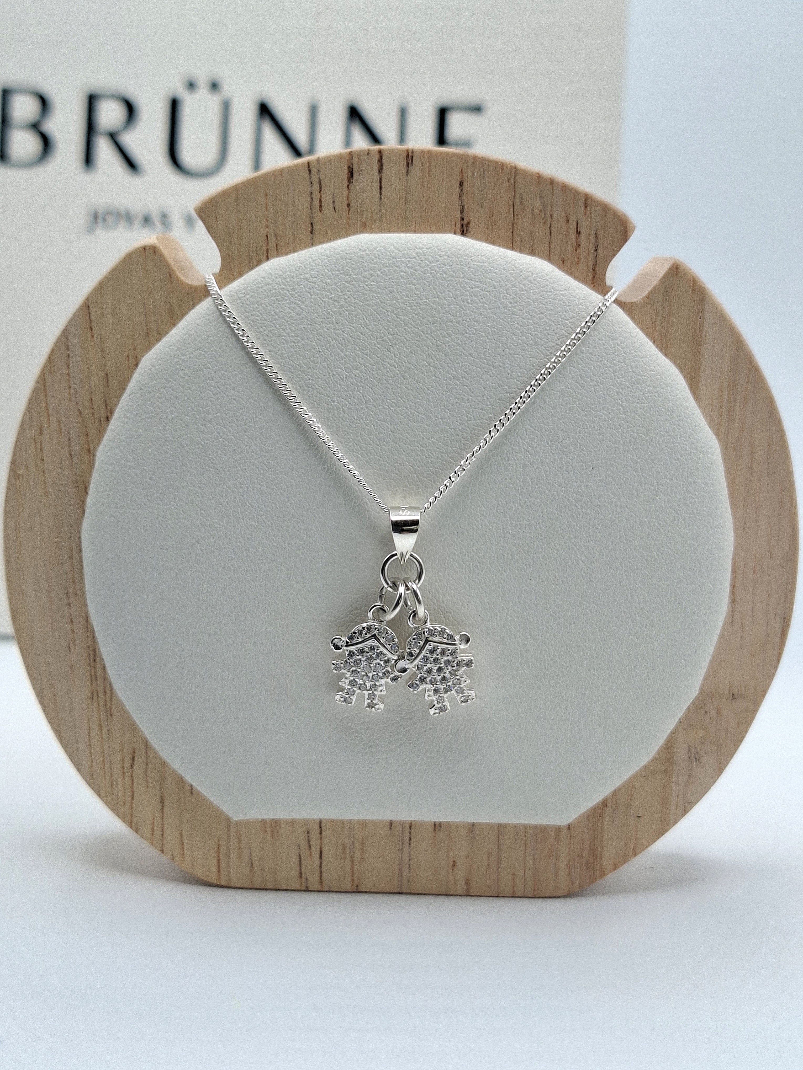 Collar Hermanas
