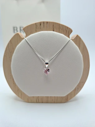 Punto de luz Corazón rosa