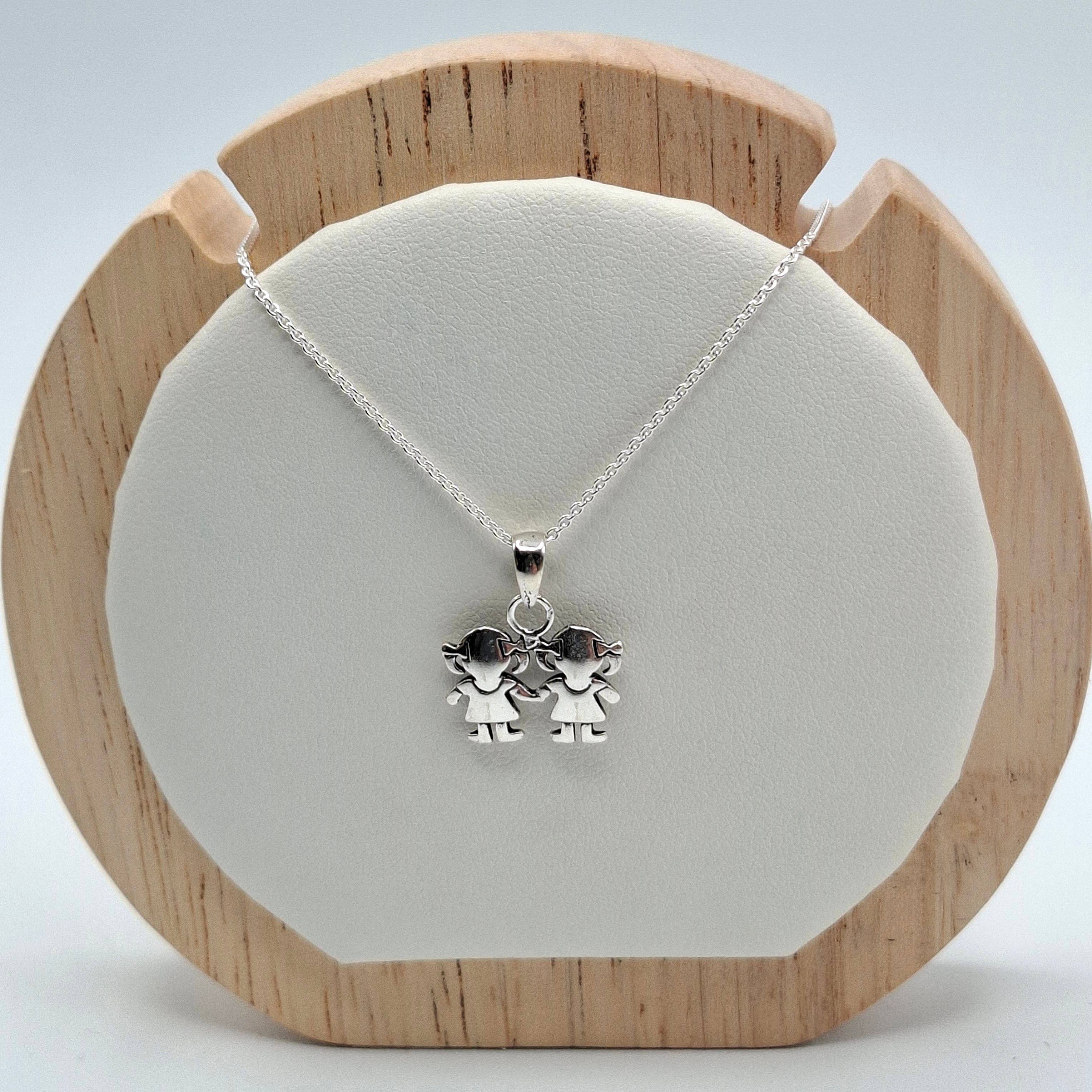 Collar Hermanas