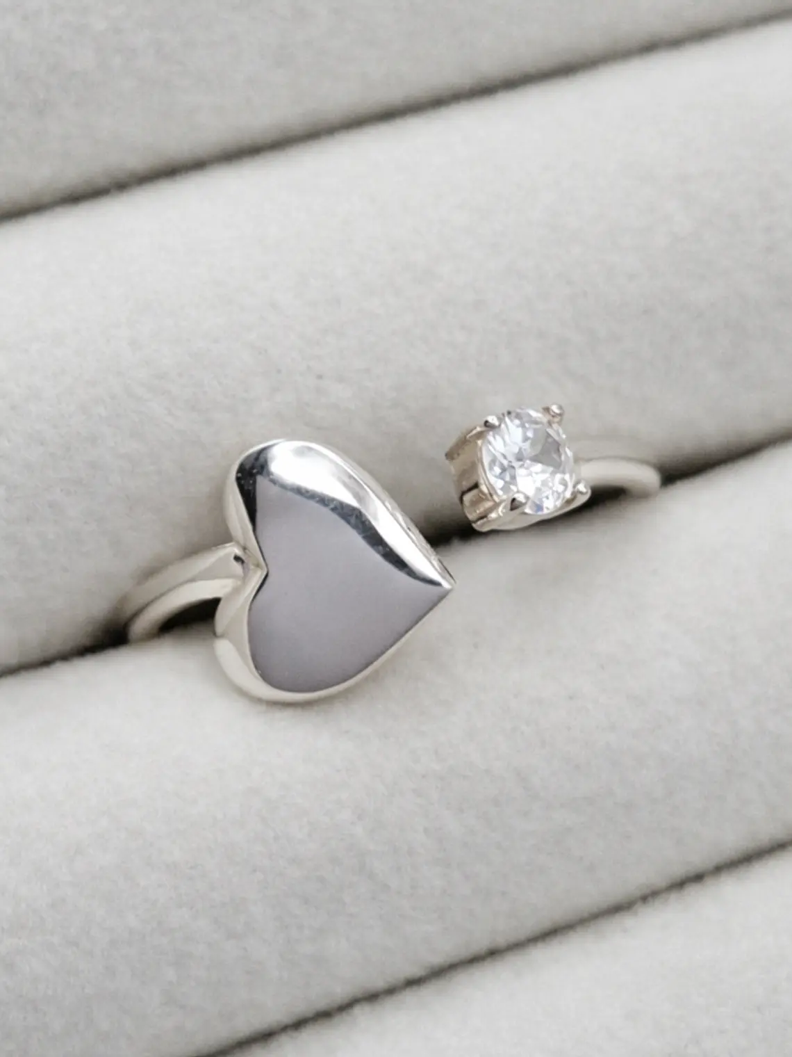 Anillo Corazón y punto de luz 1