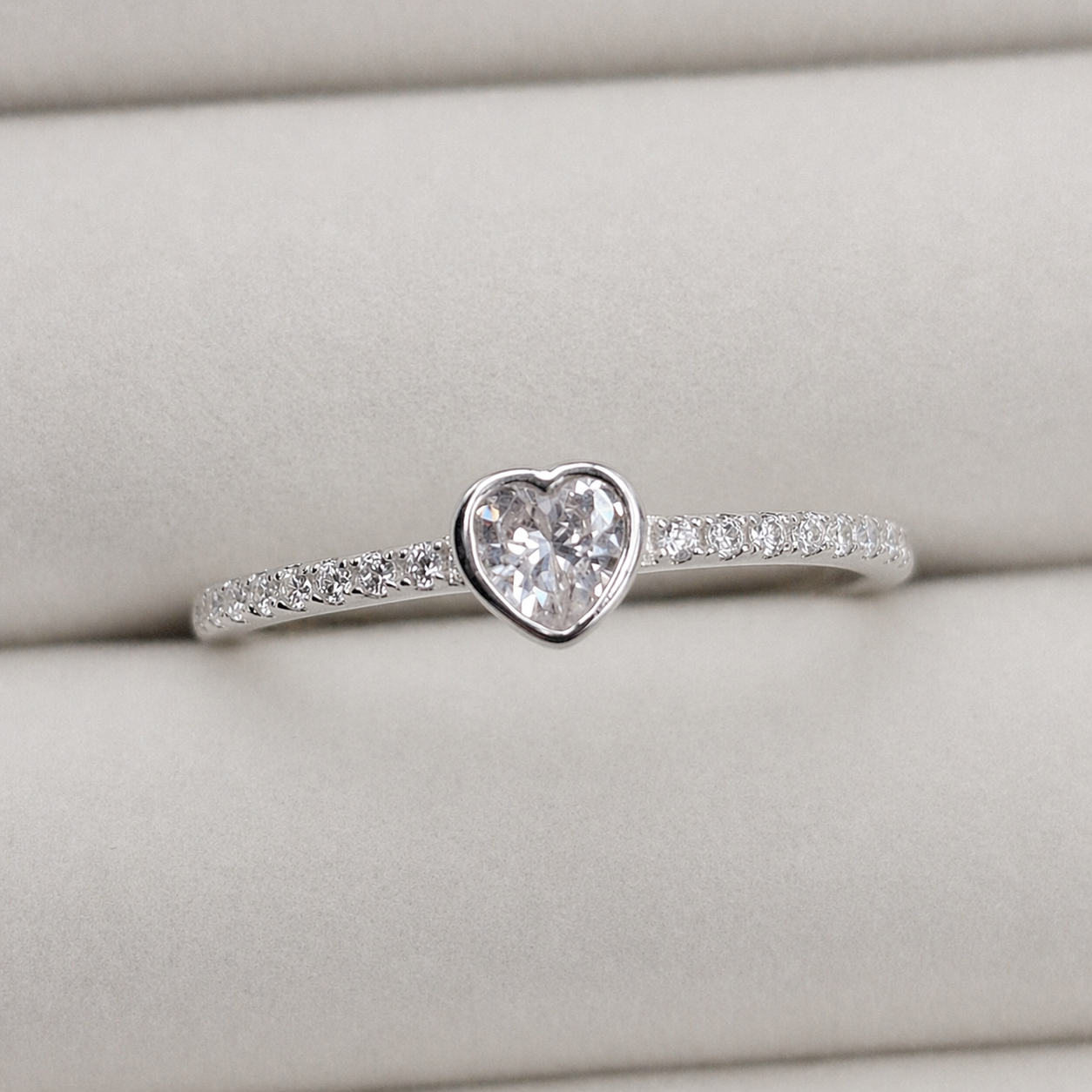 Anillo Corazón Aura
