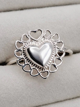Anillo Corazón Encanto