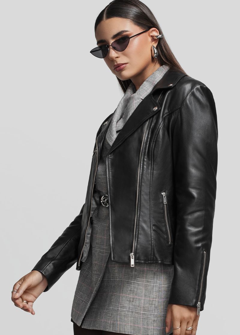 Essential CASACA BLACK BIKER 1