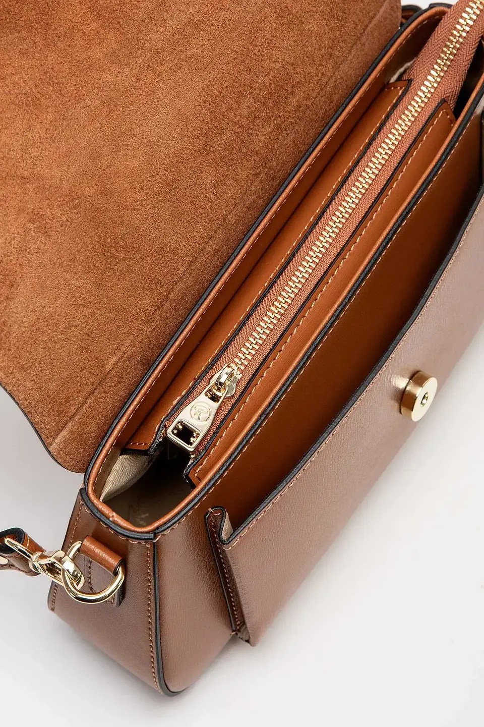 CARTERA CUERO RIVA 5