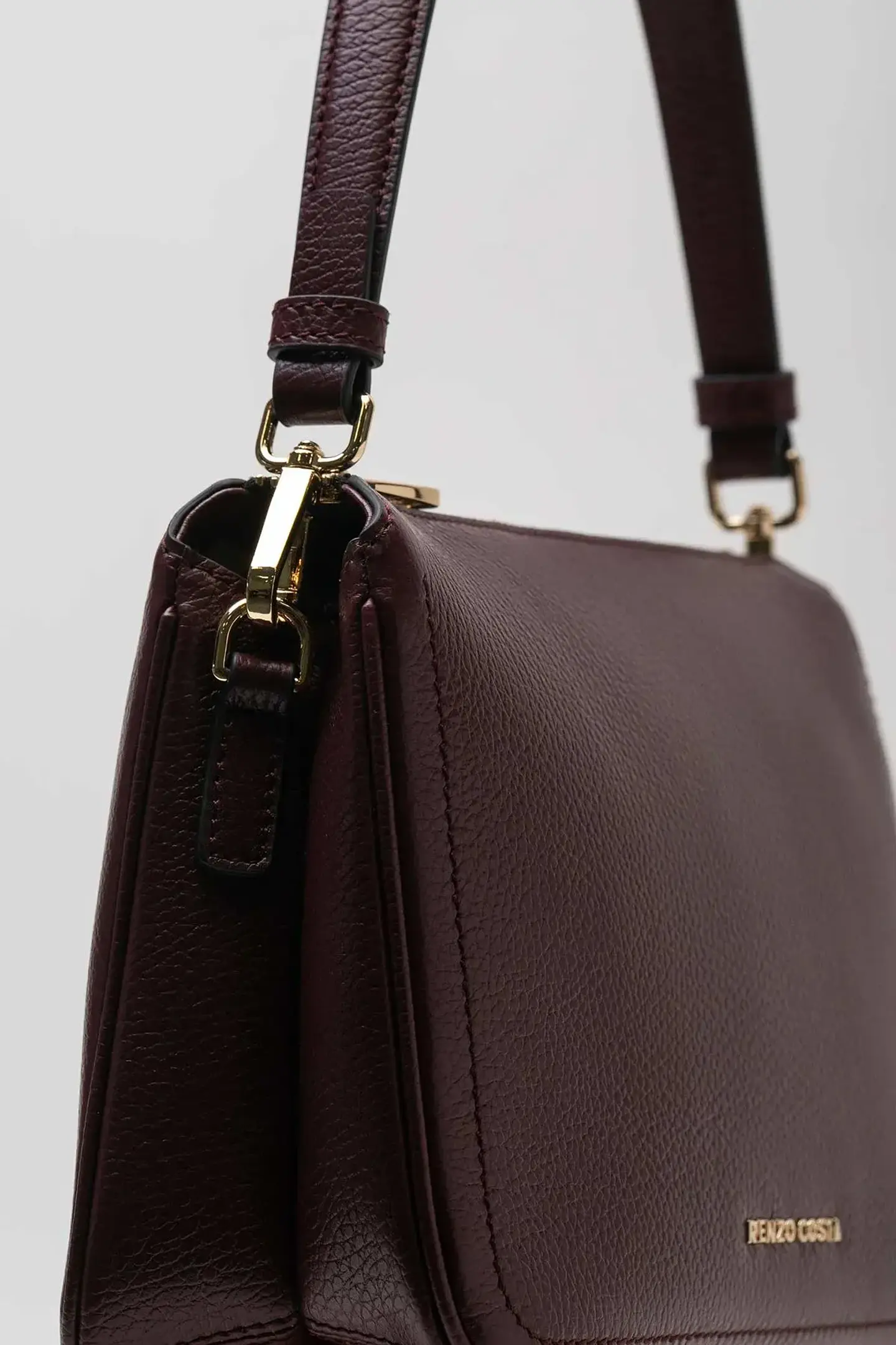 CARTERA CUERO VERSATIL LOOP 4