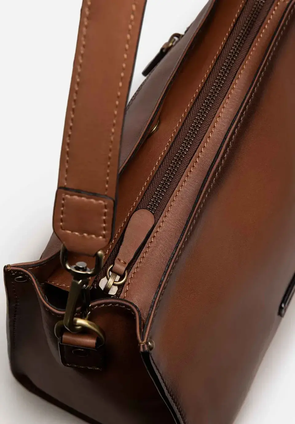 Signature CARTERA SHOULDER SFUMATO 4