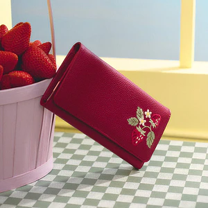 BILLETERA LARGA SUNDAE STRAWBERRY MORA