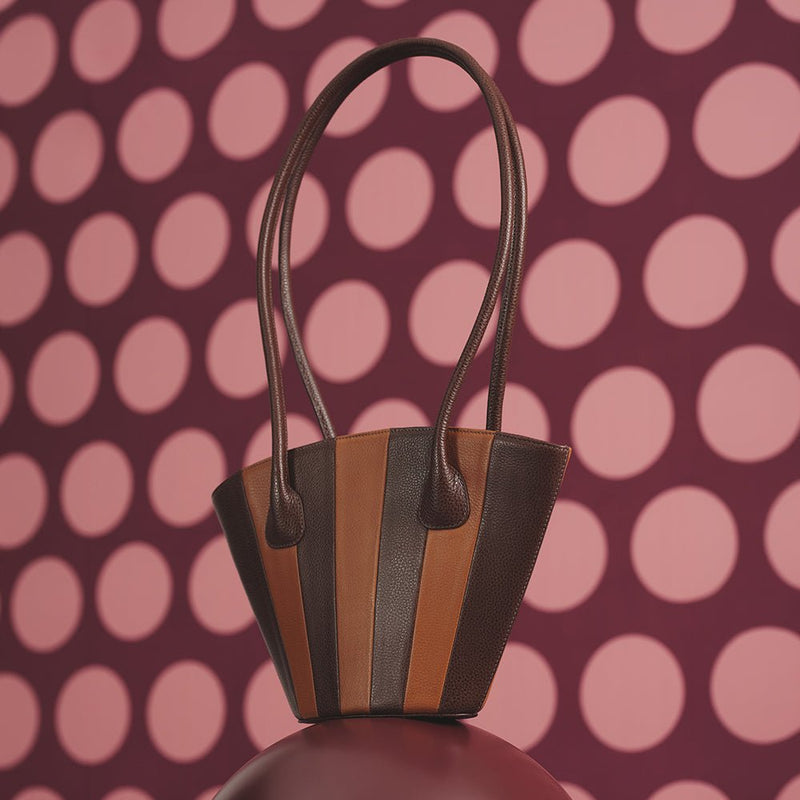 NABILA TRAPEZE BAG MARRÓN 2