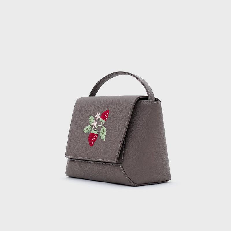 FLAP HANDBAG STRAWBERRY SUNDAE MARRÓN 5