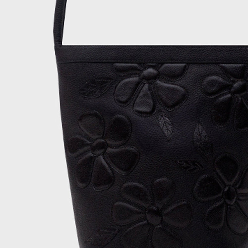 JANIA BUCKET BAG NEGRO 2