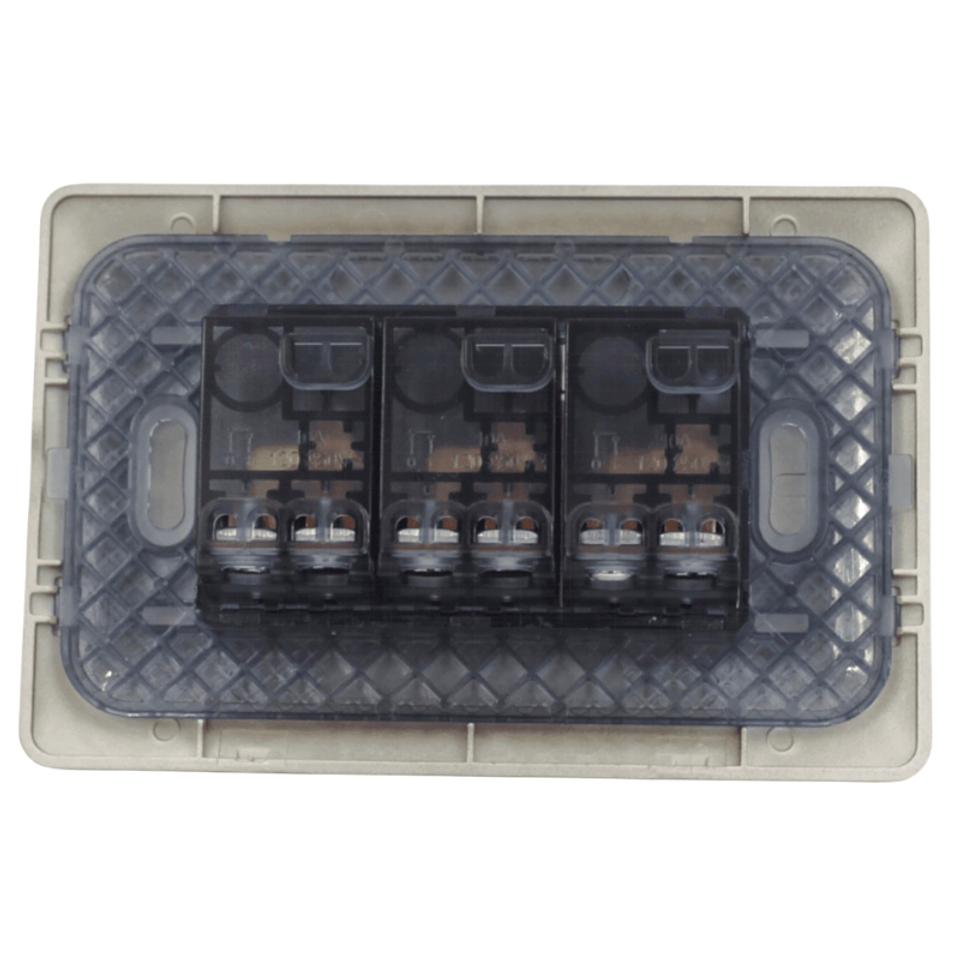 INTERRUPTOR TRIPLE 9/32 10A 220V MTX CAFE STANFORD 3