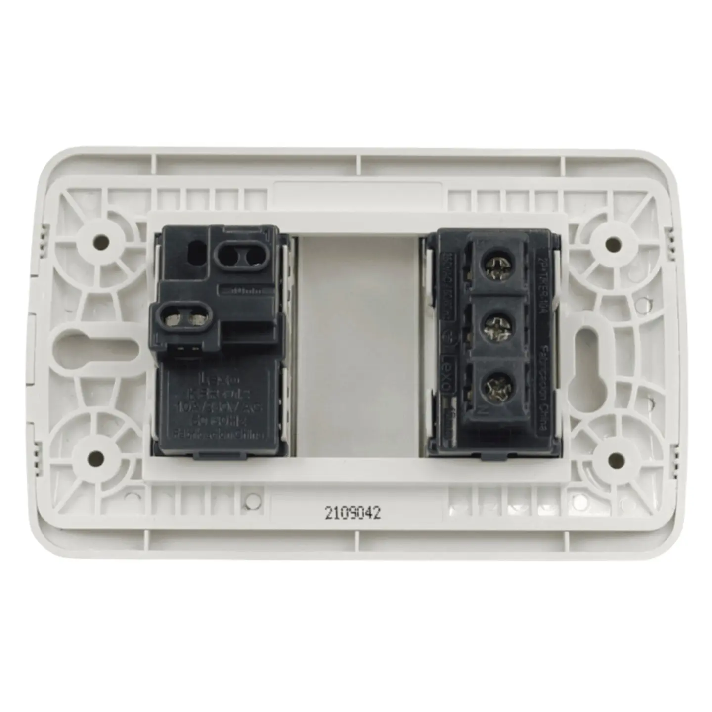 Interruptor 9/12 + Toma 10A 250V Blanco / Plata LEXO 3