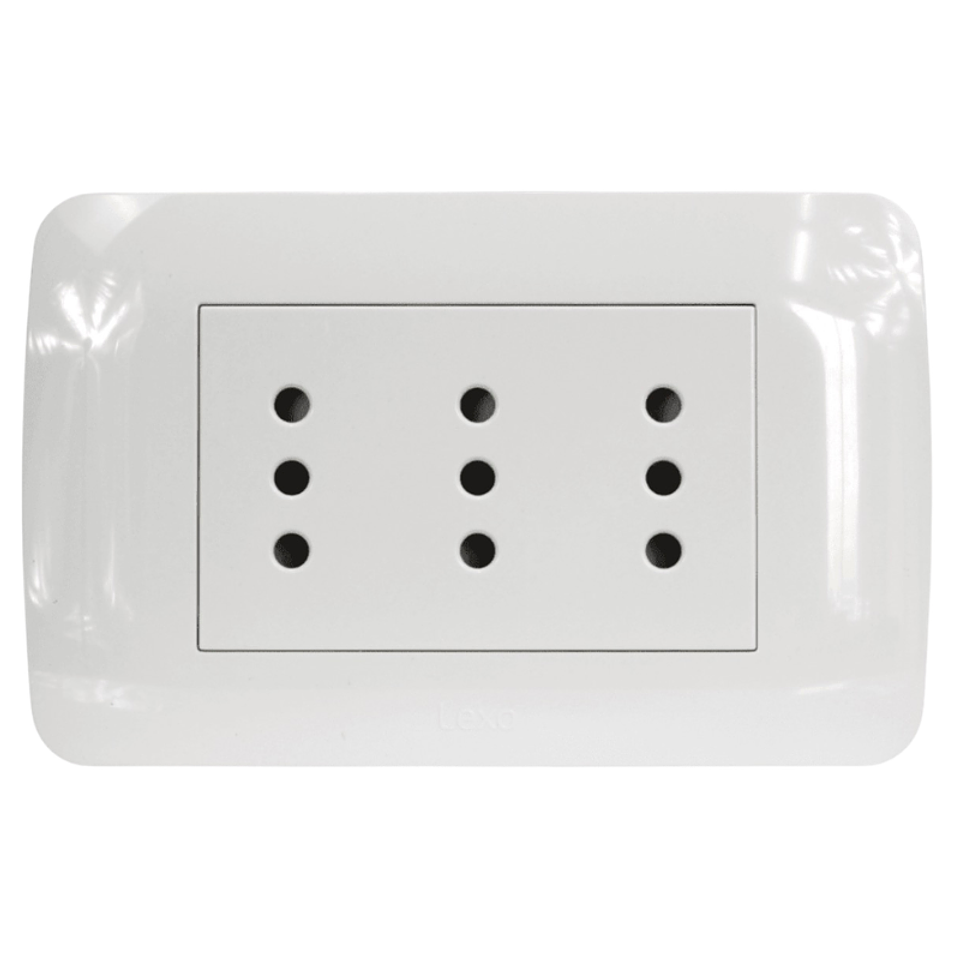 Toma Triple Compacto 10A 250V Blanco LEXO 2