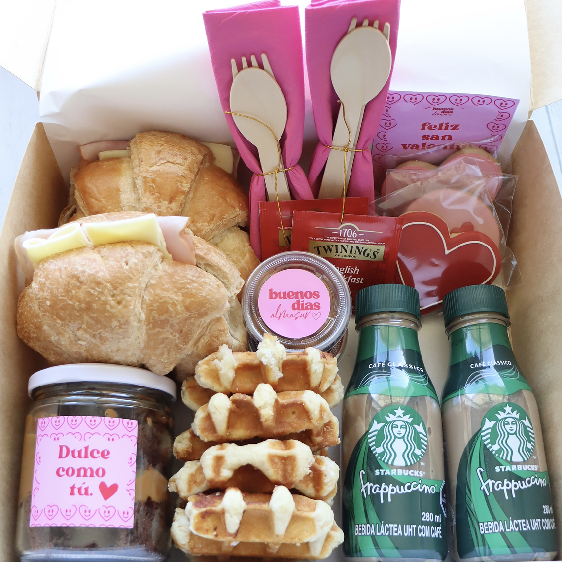 Desayuno Premium Doble – San Valentín - Entrega exclusiva 14 de febrero 2026 1