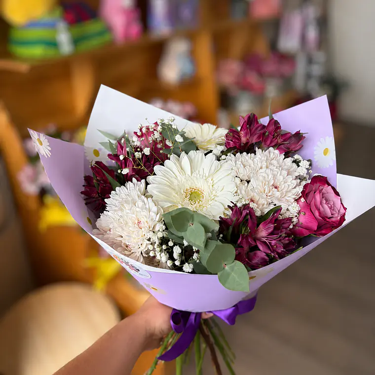 Bouquet de Flores Mixto Tamaño S 1
