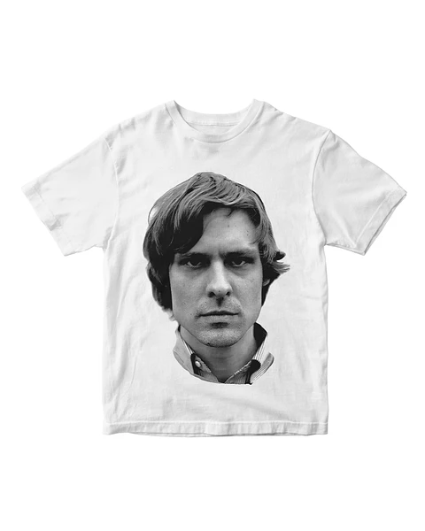 Polera John Maus – Noir Synth Portrait