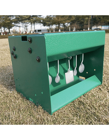 Caja con péndulos para tiro al blanco