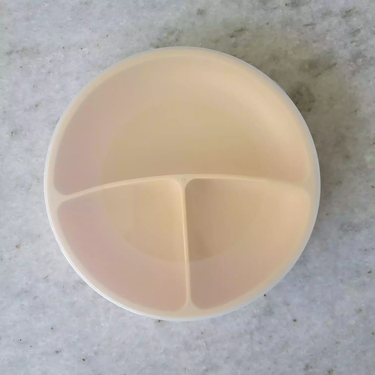 Plato Divisiones con Tapa 8