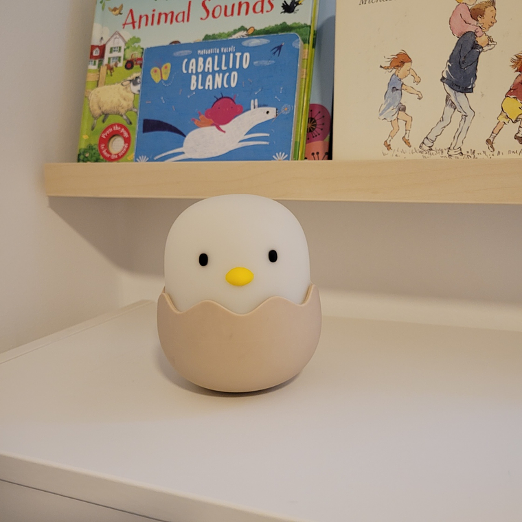 Espantacuco-Luz noche con forma de Pollito 3
