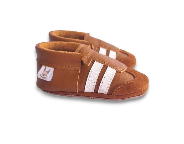 Moccs zapatillas habano