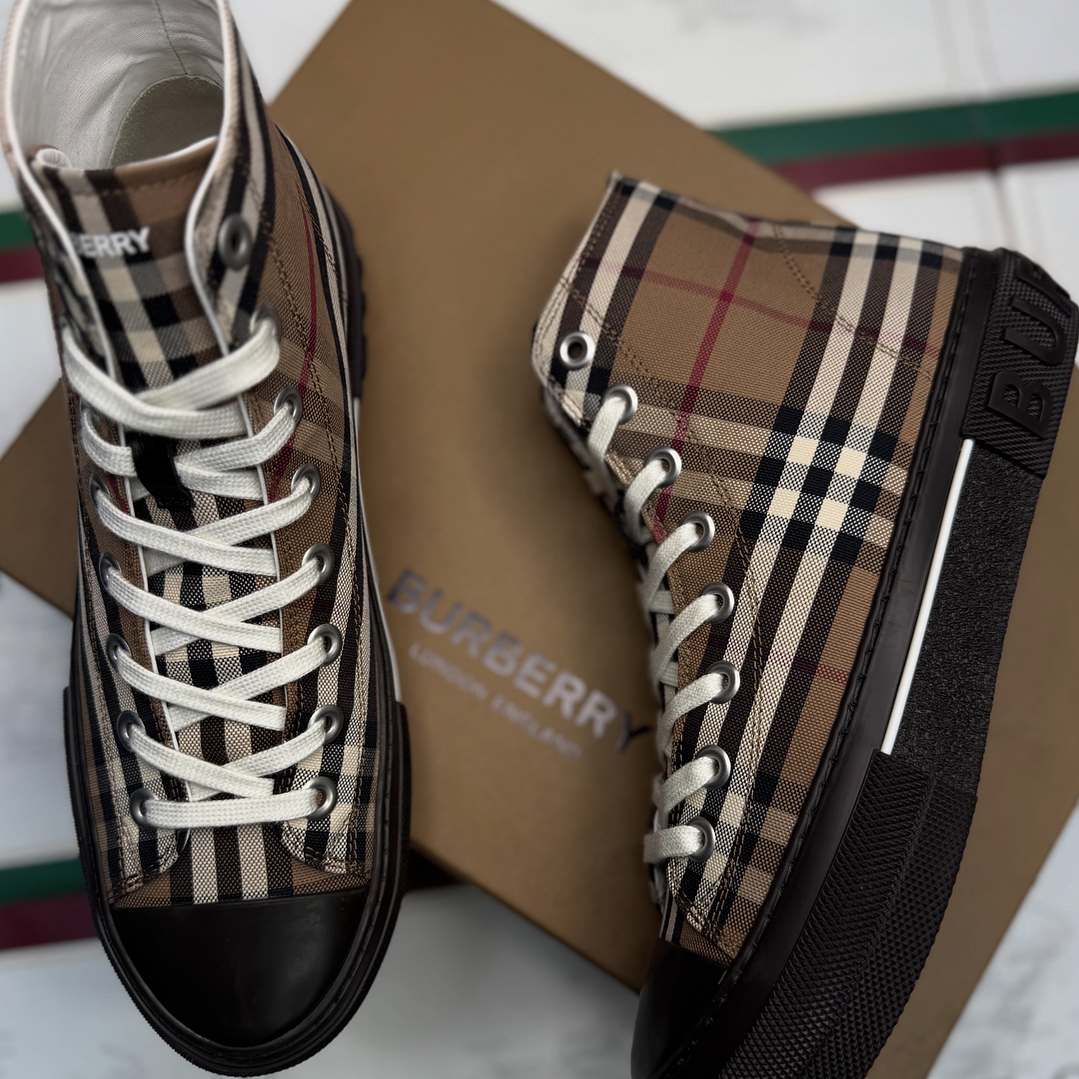 ZAPATILLAS BURBERRY 1