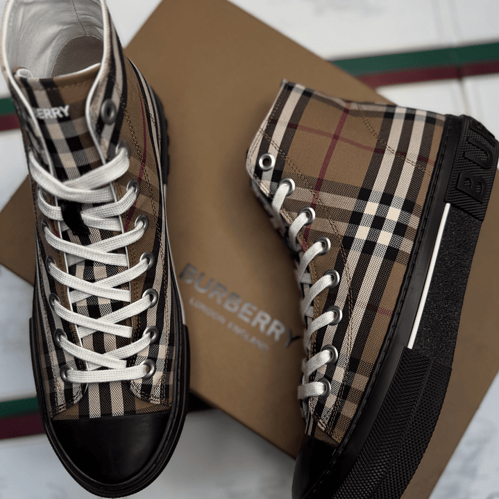 ZAPATILLAS BURBERRY 1