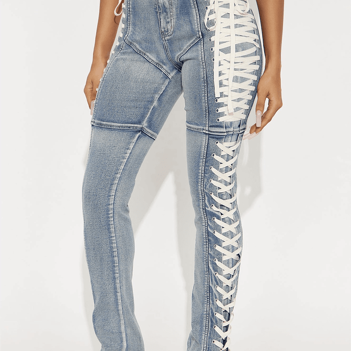 JEANS FASHION NOVA 1