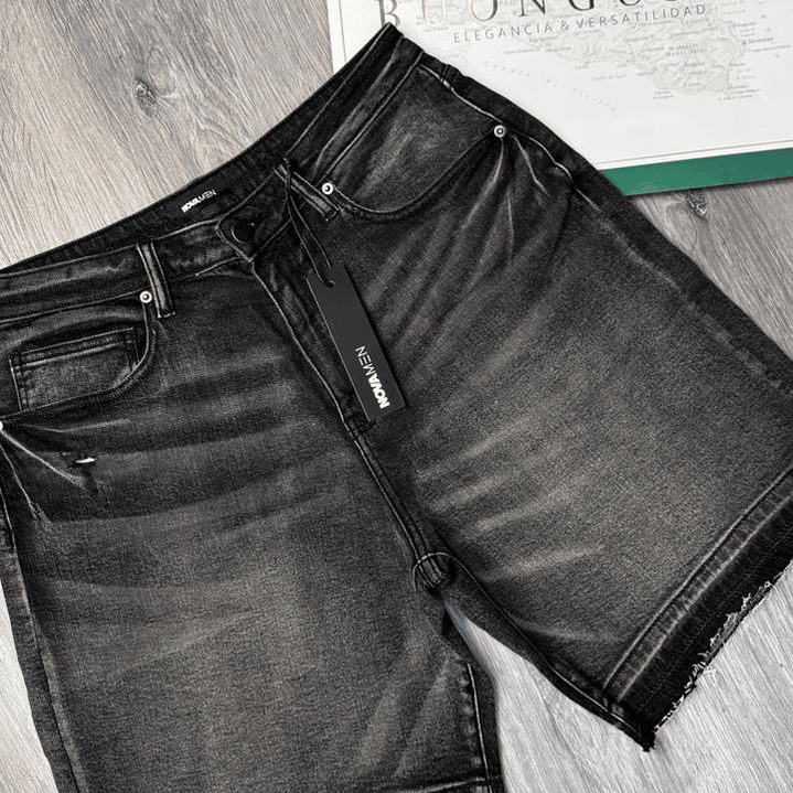 SHORT FASHION NOVA 1