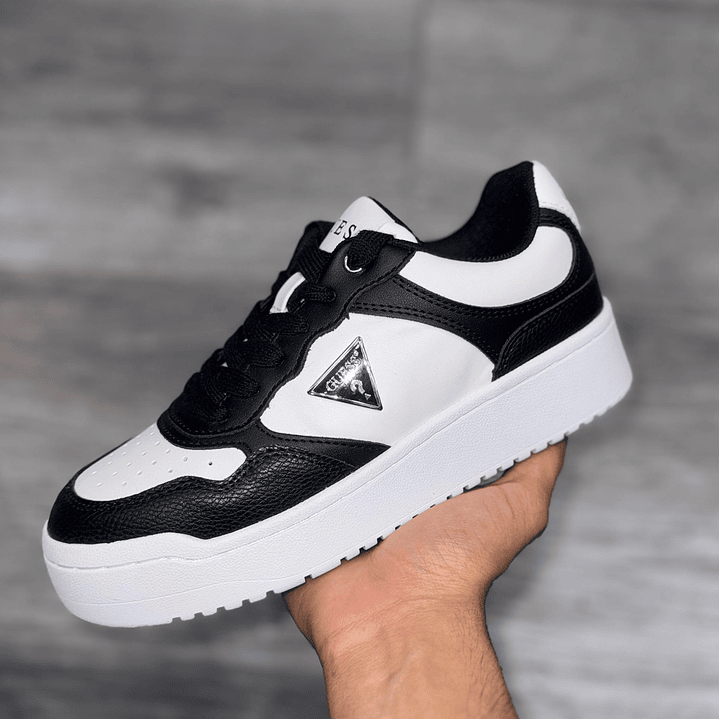 ZAPATILLAS GUESS 1