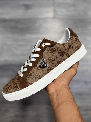 ZAPATILLA GUESS