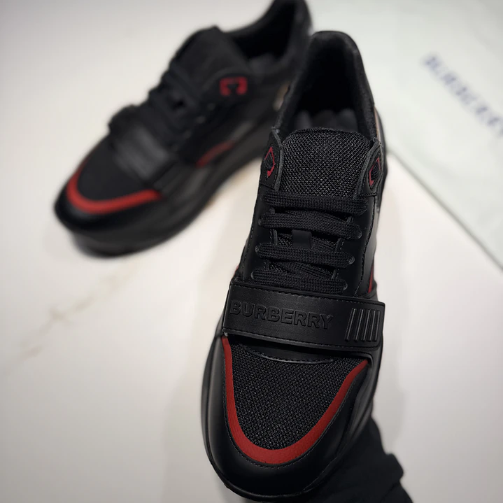 ZAPATILLAS BURBERRY 3