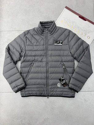 CHAQUETA EA7