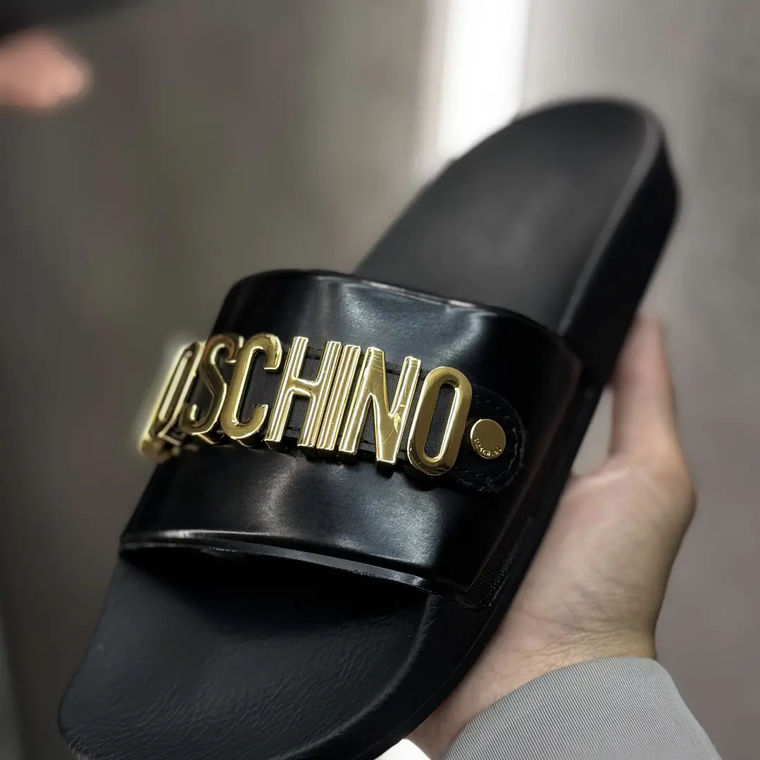 SANDALIAS MOSCHINO 1