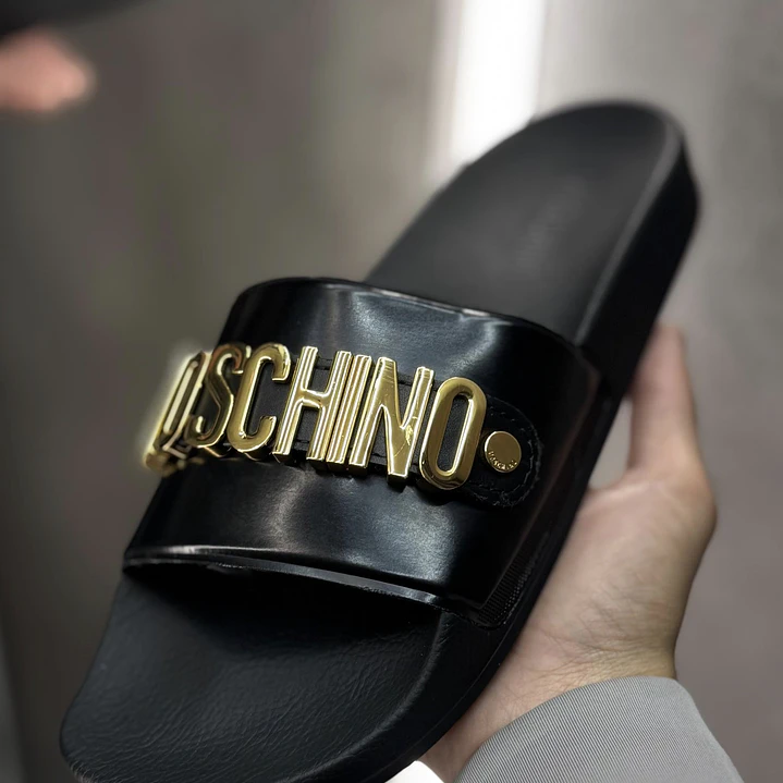 SANDALIAS MOSCHINO 1