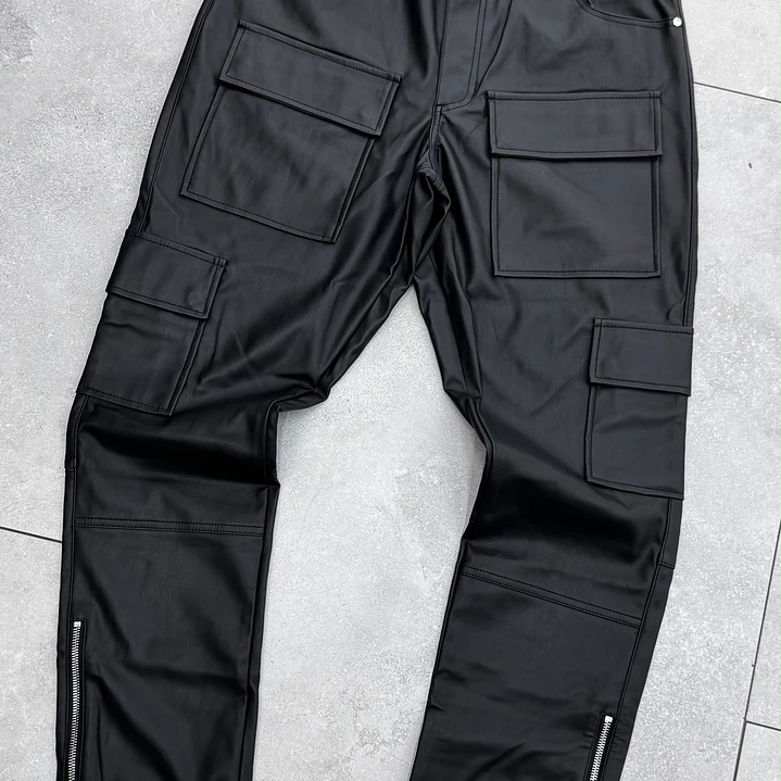 PANTALÓN DE CUERO FASHION NOVA 1