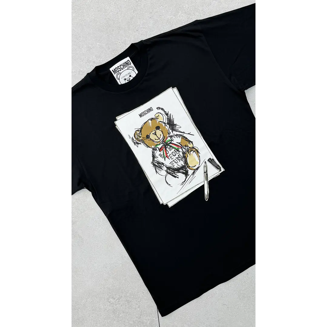 POLERA MOSCHINO 1