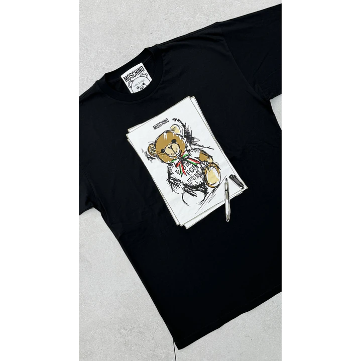 POLERA MOSCHINO 1