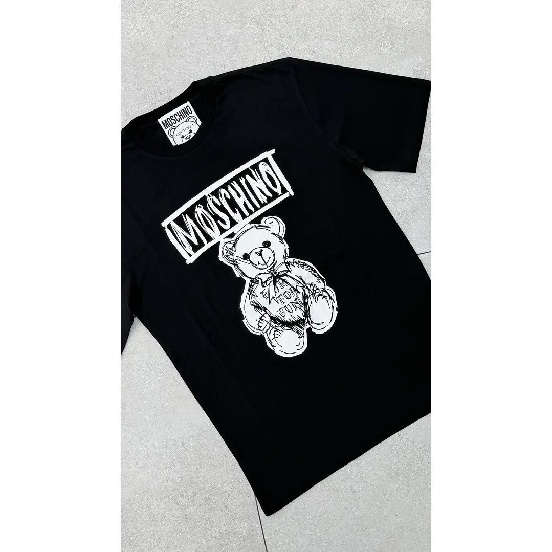POLERA MOSCHINO 1