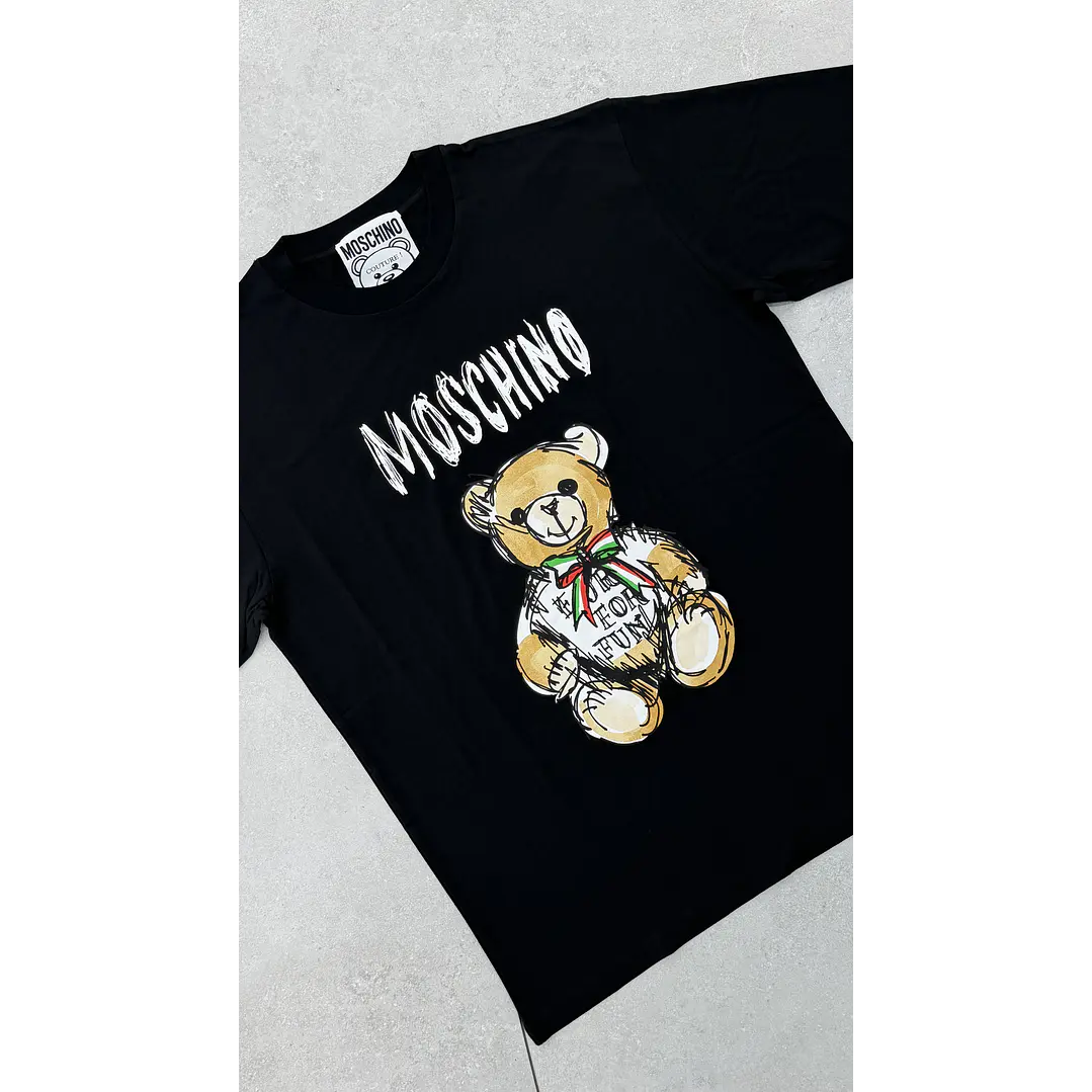 POLERA MOSCHINO 1