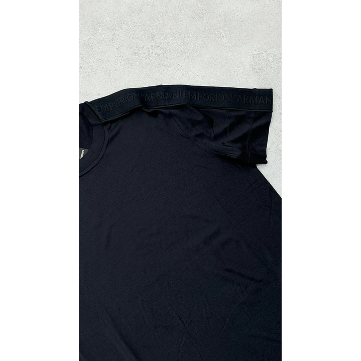 POLERA EMPORIO ARMANI 2