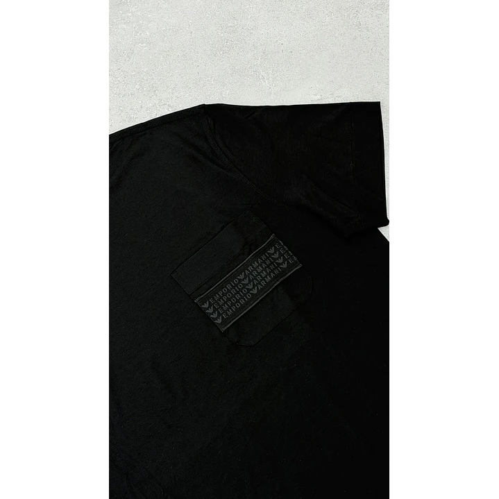 POLERA EMPORIO ARMANI 2