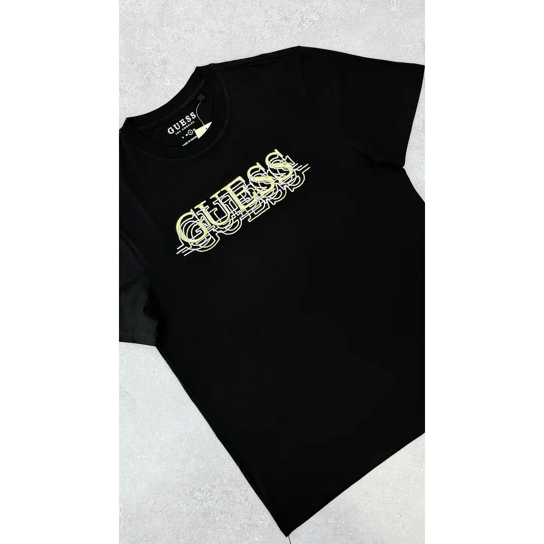 POLERA GUESS 1