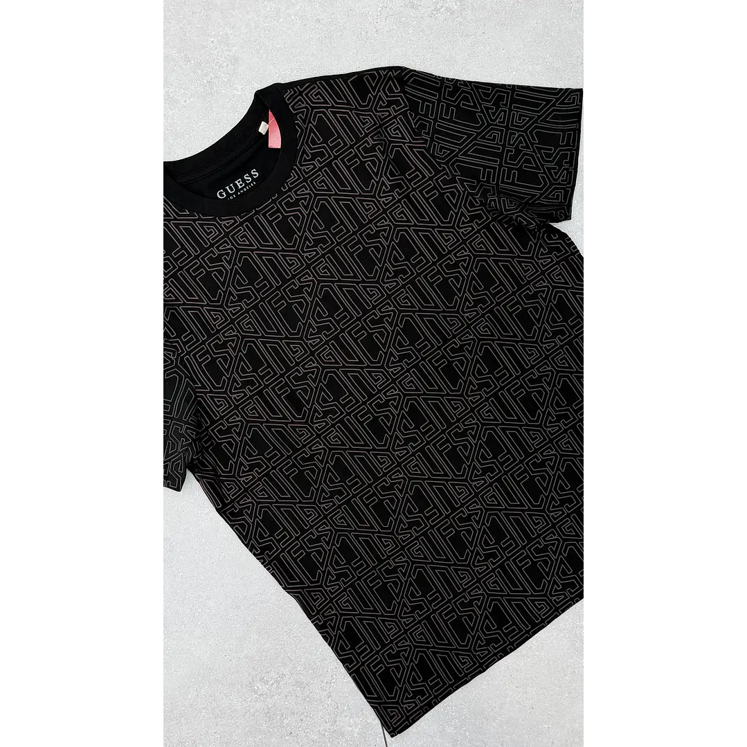 POLERA GUESS 1