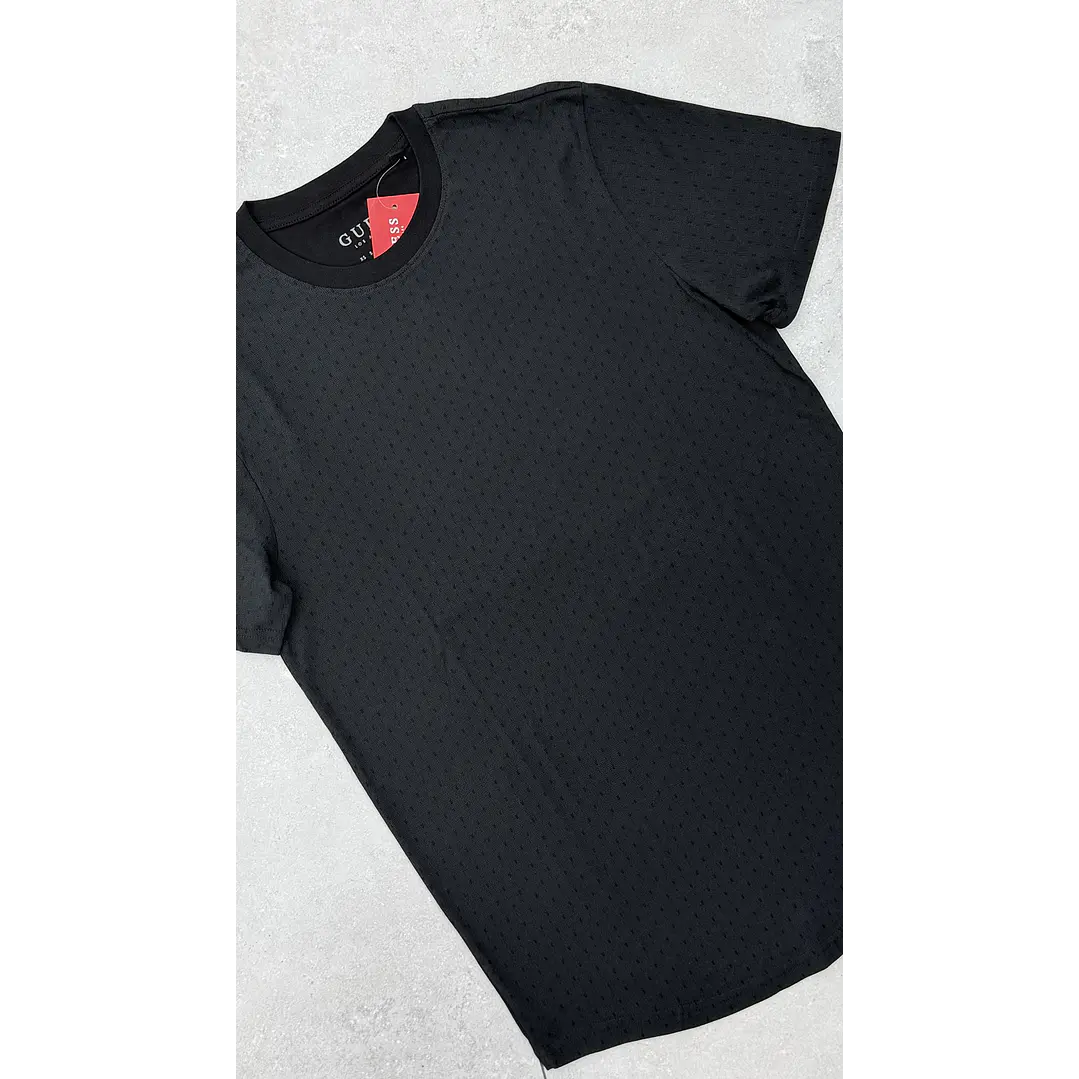 POLERA GUESS 1