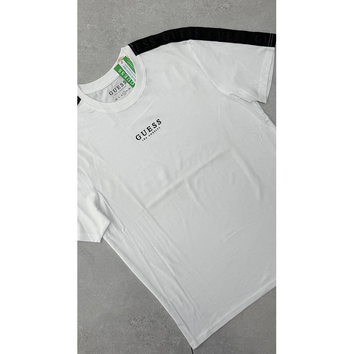 POLERA GUESS 1