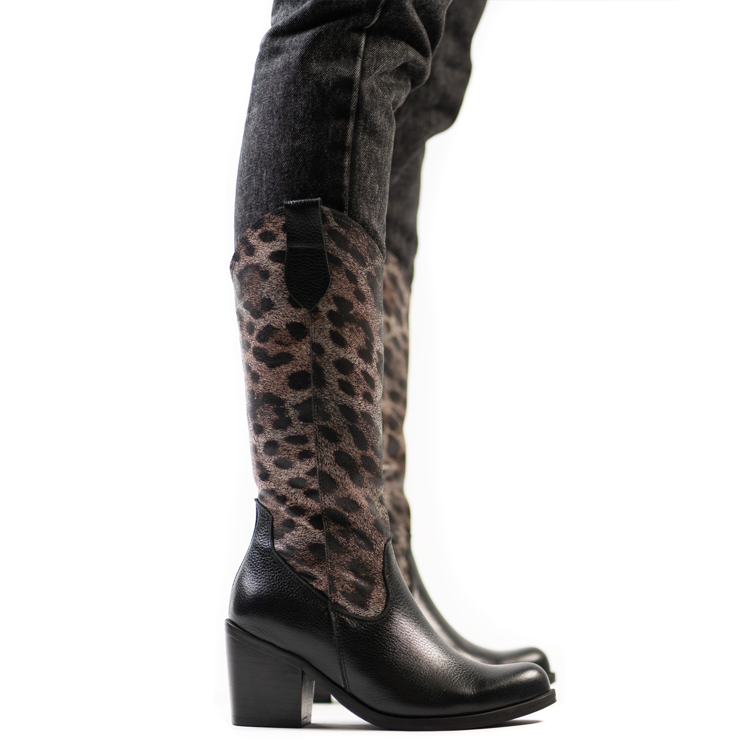 Vittoria Negro Print 5