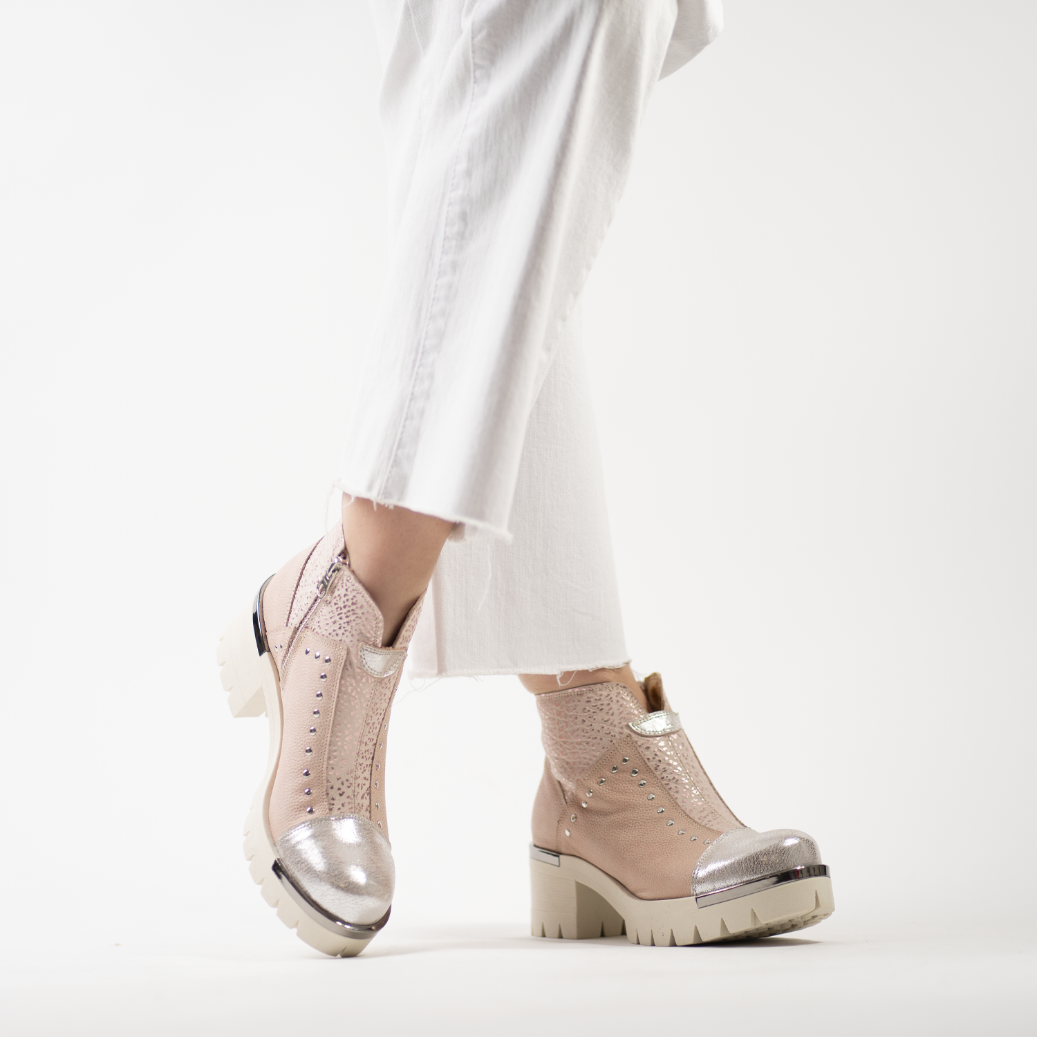 Málaga Moon Rose 16