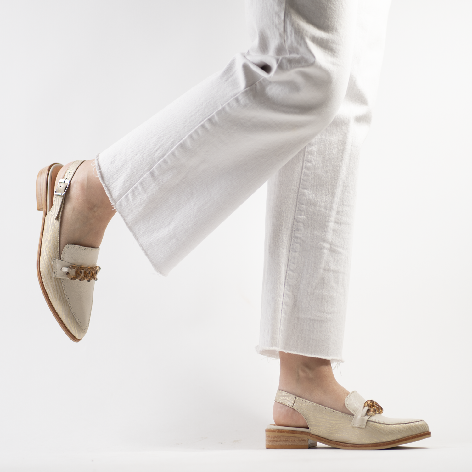 Aura Zeebra Marfil 4